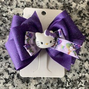 NWOT HANDMADE HELLO KITTY hairbow